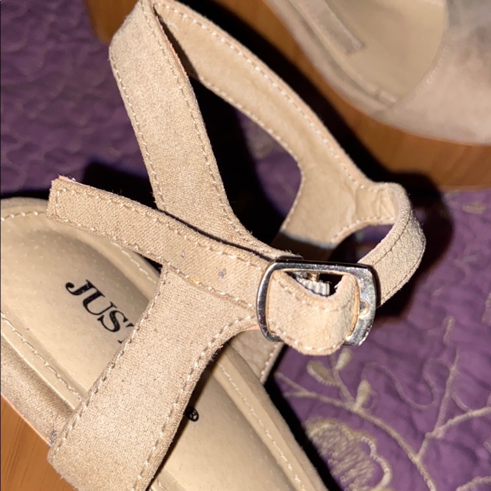 Shoes - Picture 2 of 5